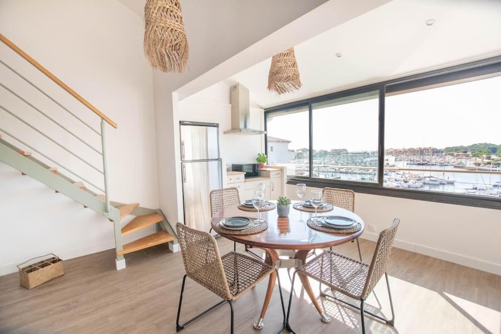 Pylos - Evasion Haut De Gamme, Vue Sur Le Port Capbreton Exterior photo